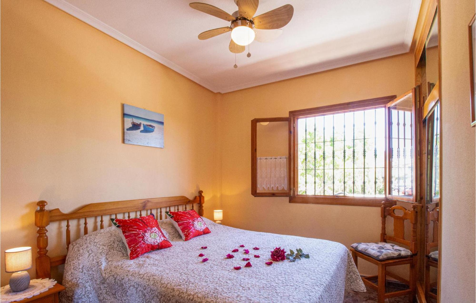 Cozy Apartment In Гвардамар-дель-Сегура Экстерьер фото